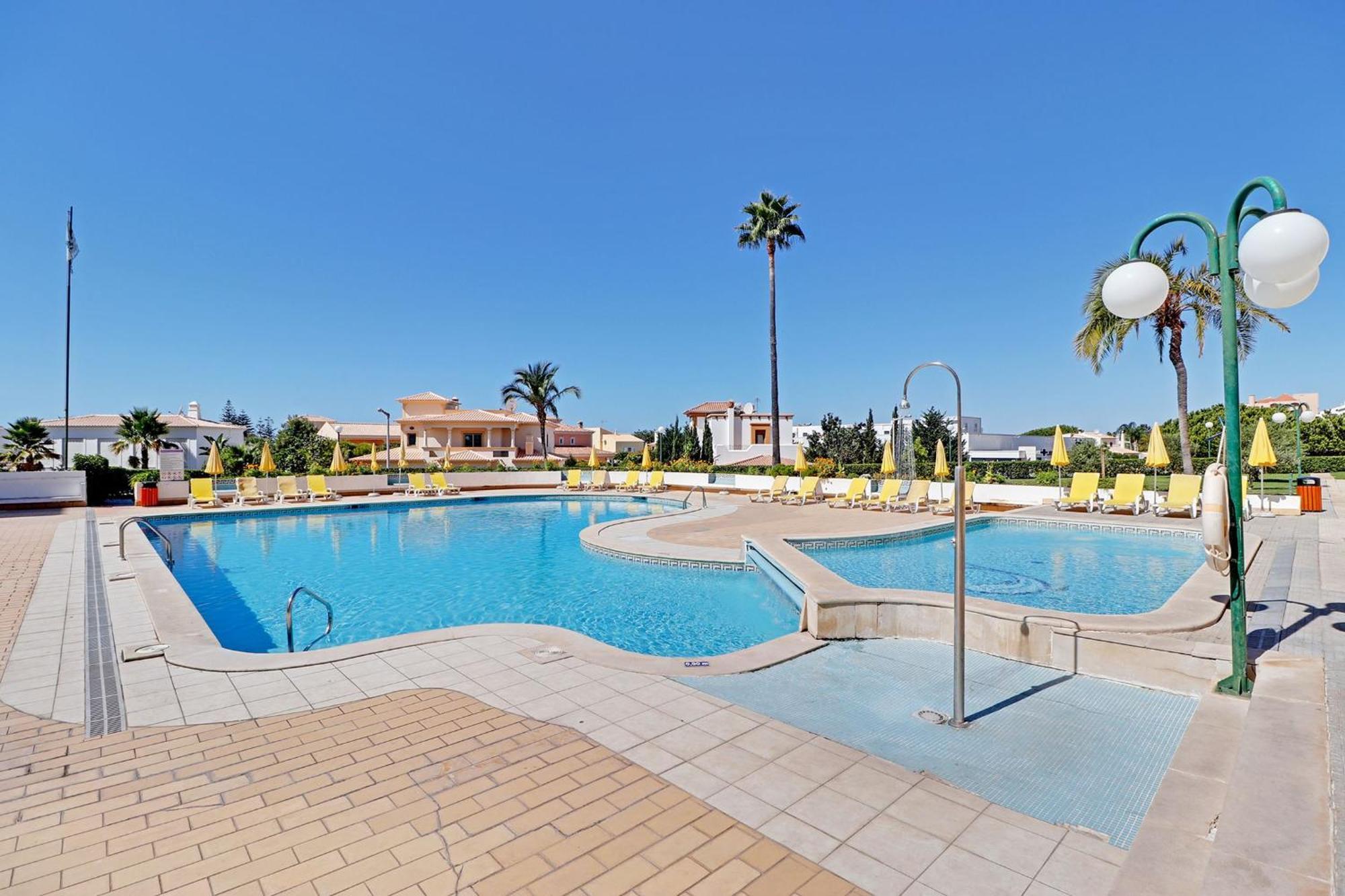 Apartament Albufeira Concept 2 With Pool By Homing Gale  Zewnętrze zdjęcie